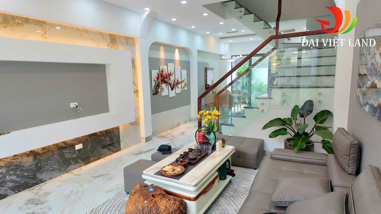 Nhà 3 tầng mới đẹp tại phường Tô Hiệu 68m² giá thỏa thuận - Không gian sống lý tưởng!