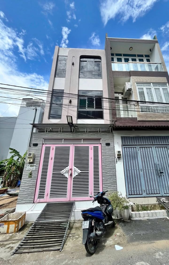Nhà cho thuê 3 tầng đường Số 9, Hiệp Bình Phước, 60m² - Phù hợp cho nhiều nhu cầu!