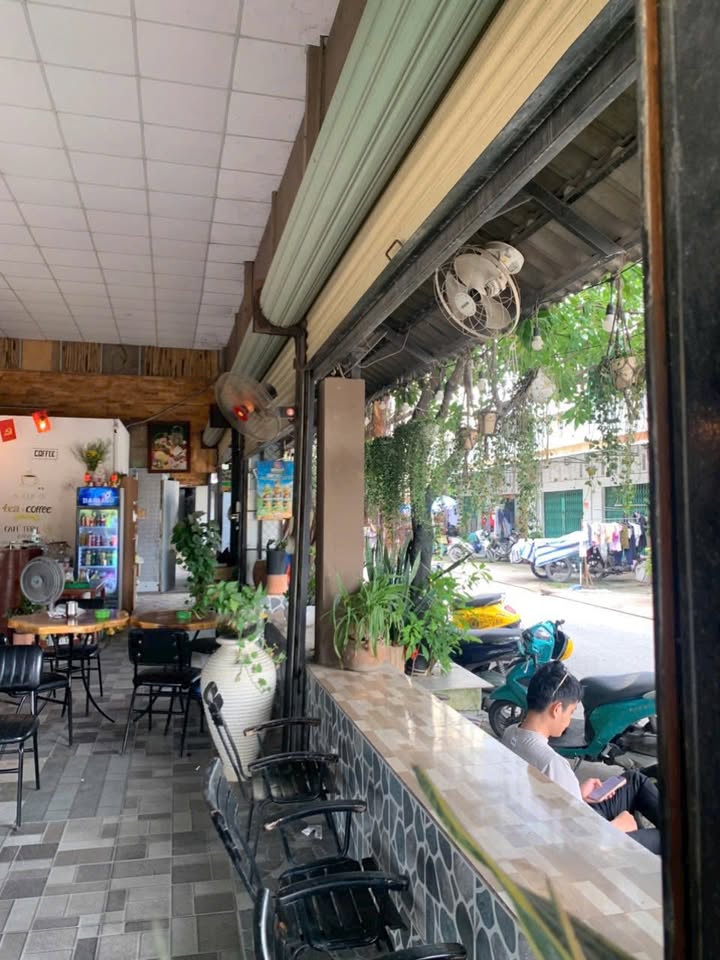 Quán cafe Bãi Cát Gò Vấp 140m² - Cơ hội kinh doanh hấp dẫn!