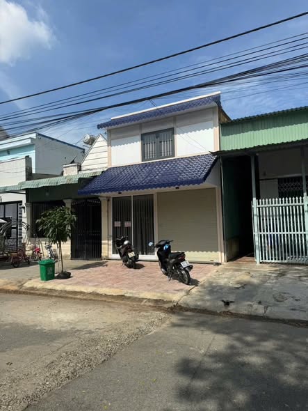 Nhà lầu trệt Khánh Bình, Tân Uyên 105m² giá 3 tỷ - Kinh doanh thuận lợi!