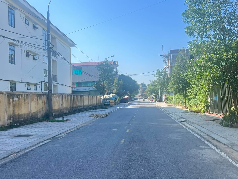 Đất Lâm Thao 124m² giá 2 tỷ - Mặt tiền 6.2m, 2 mặt thoáng