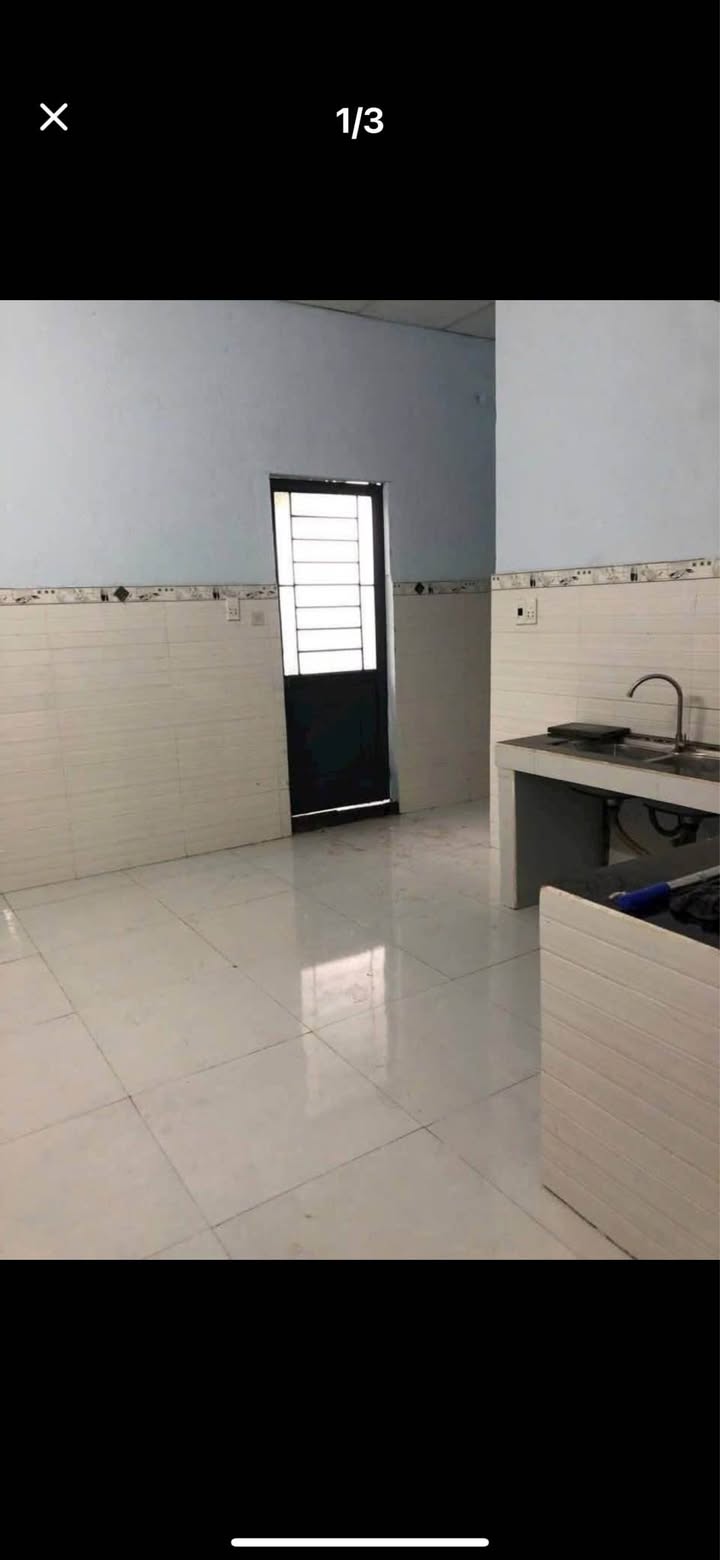 Nhà 3 lá kiệt ô tô Đồng Xoài 120m² giá 1.2 tỷ - Sẵn sàng vào ở!