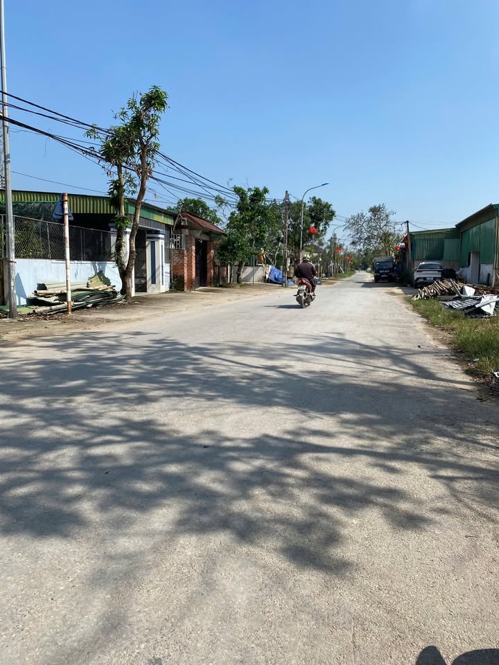 Đất mặt đường Sư Vạn Hạnh, phường Nghi Đức 147m² - Vị trí đẹp, giao thông thuận tiện!