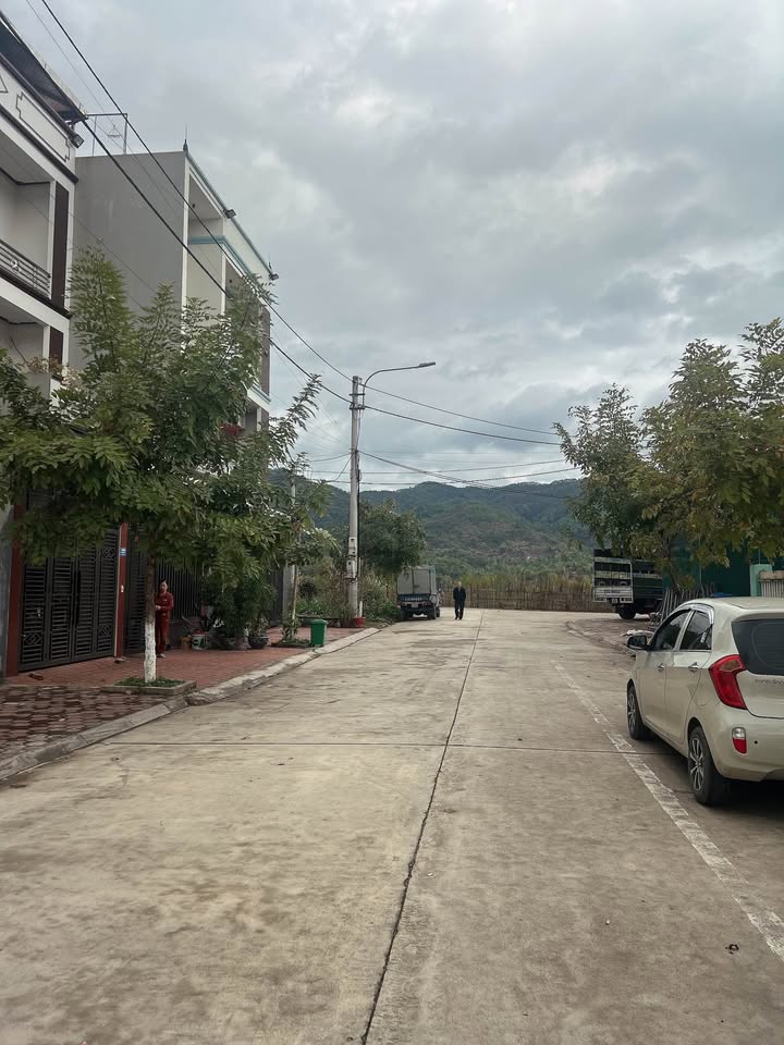 Đất tái định cư Đề Thám, Cao Bằng 128m² giá 2 tỷ - Cơ hội đầu tư hấp dẫn!