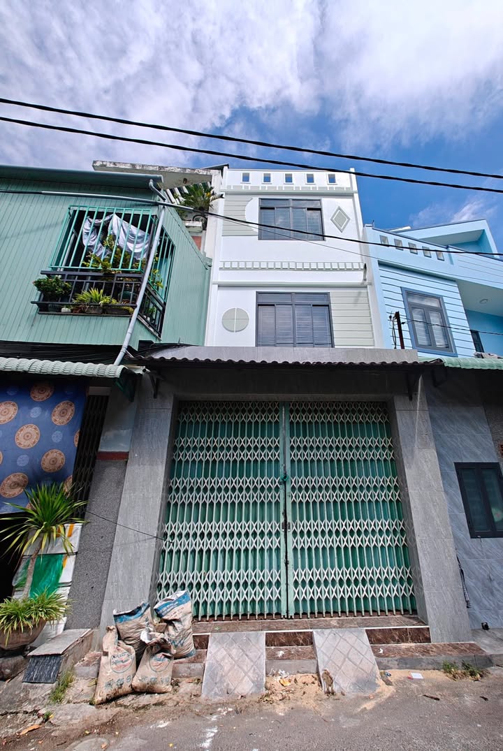 Mặt tiền kinh doanh Trần Hưng Đạo, Quy Nhơn 52m² giá 4 tỷ - Đầu tư sinh lời ngay!