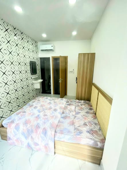 Nhà phố Bùi Viện, Quận 1 - Diện tích 35m² chỉ 3 tỷ - Cơ hội đầu tư tuyệt vời!