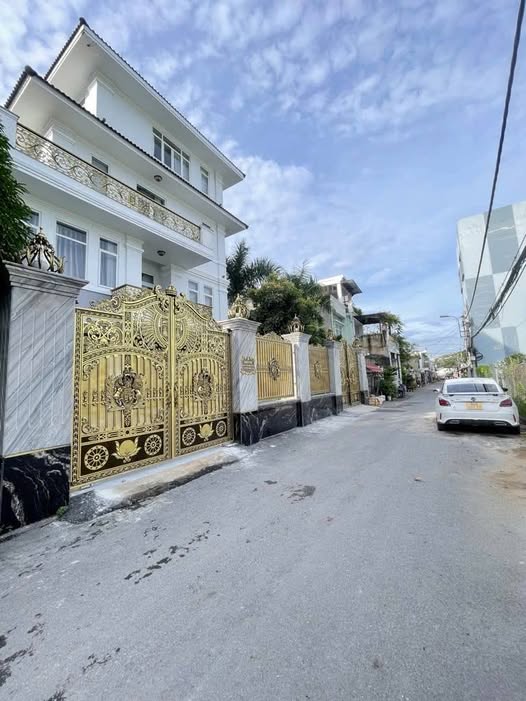 Đất nền Nhà Bè 377m² giá 13 tỷ - Nở hậu tài lộc, phù hợp xây biệt thự!