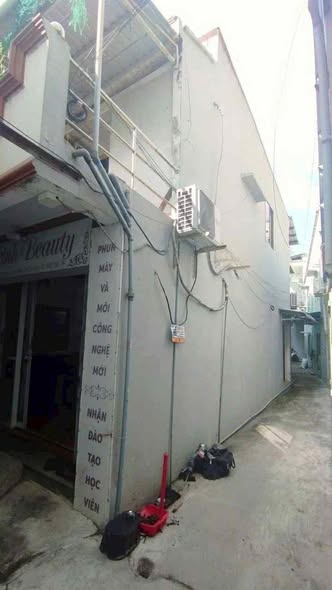 Nhà cho thuê trệt lầu hẻm 98 CMT8, P. Bùi Hữu Nghĩa 42m² - Nội thất đầy đủ, giá tốt!
