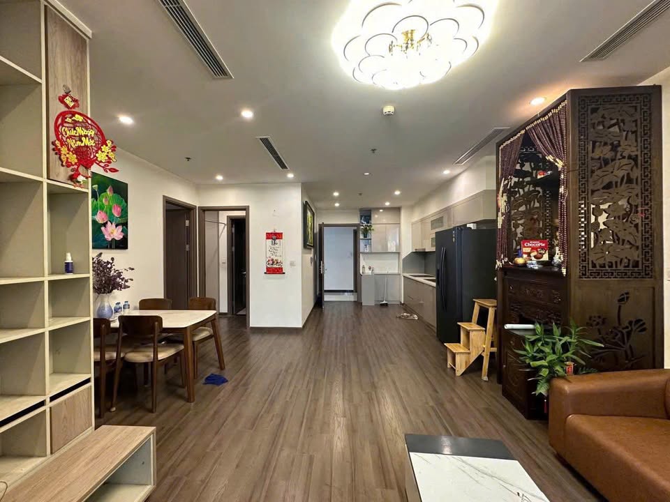 Căn hộ Vinhome Symphony Long Biên 86m² giá 26 triệu - Full nội thất sang trọng!