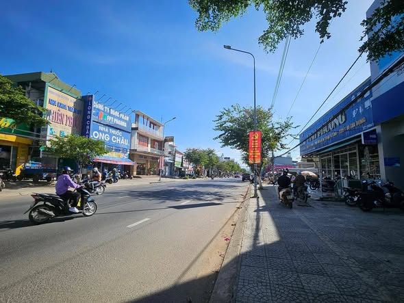 Nhà mặt tiền Quốc lộ 27 Thạnh Mỹ 129.6m² giá 3.6 tỷ - Kinh doanh sầm uất!