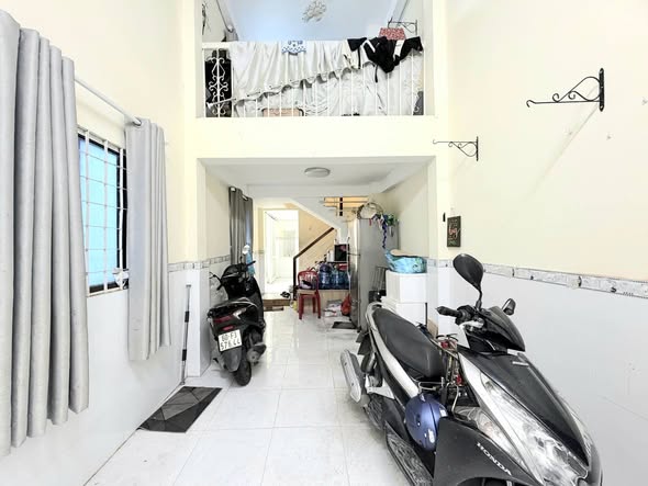 Nhà phố Phan Đình Phùng, Phú Nhuận 30m² - 4 tầng - Chỉ 4.5 tỷ TL!