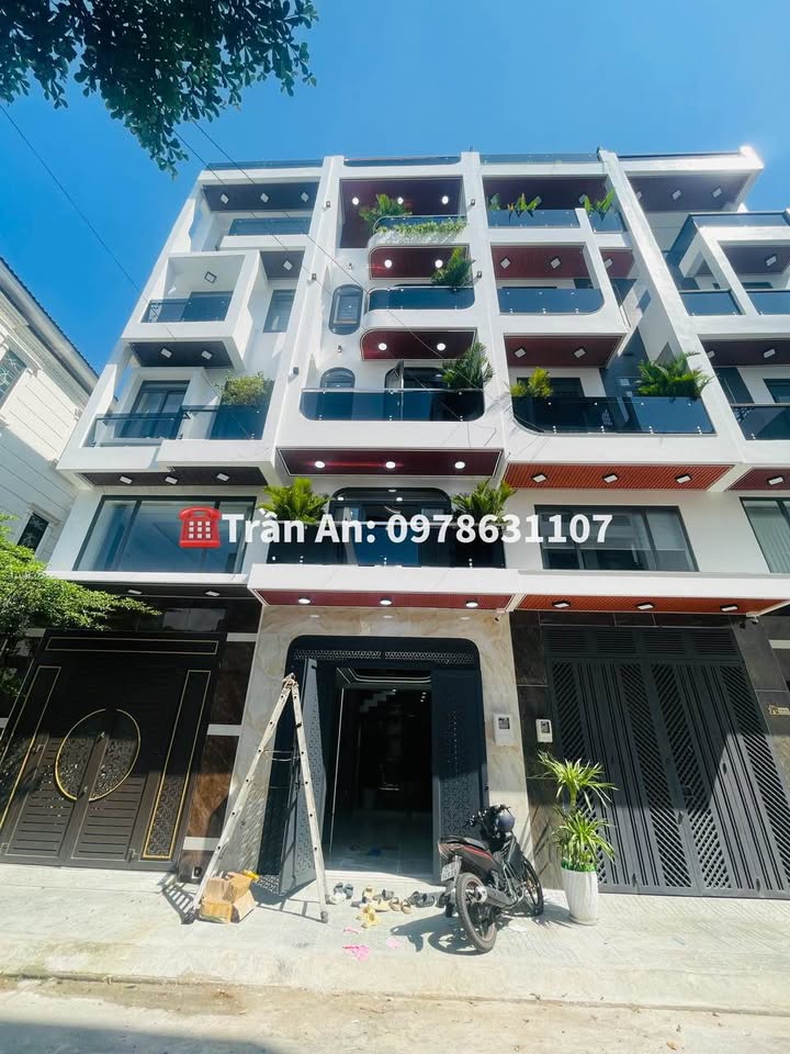 Nhà phố đường Dương Thị Mười, quận 12, 72m² giá 9.99 tỷ - Full nội thất, thang máy sẵn sàng ở!