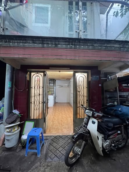 Nhà phố đường Nguyễn Văn Luông, Quận 6 - 18m² giá 2.38 tỷ - Hẻm thông thoáng, tiện ích đầy đủ!