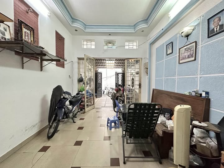 Nhà phố Phan Đăng Lưu, Phú Nhuận 77m² giá 8.99 tỷ - Gần bệnh viện Hoàn Mỹ!