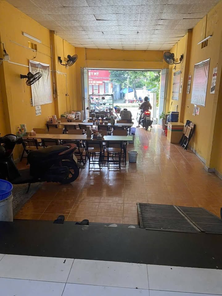 Nhà mặt tiền kinh doanh Phước Long B, quận 9, 150m² chỉ 26 triệu/tháng - Đầu tư sinh lời ngay!