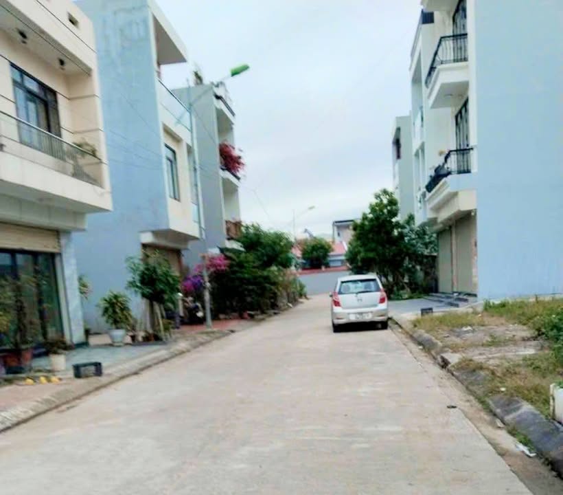 Đất nền dự án Chợ Tạm Cẩm Đông 70m² giá 2.15 tỷ - Hướng Nam, vị trí đắc địa!