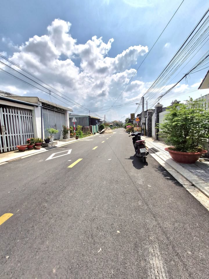 Đất nền khu phố Ninh Đức, Tây Ninh 150m² chỉ 215 triệu - Đường nhựa rộng rãi!
