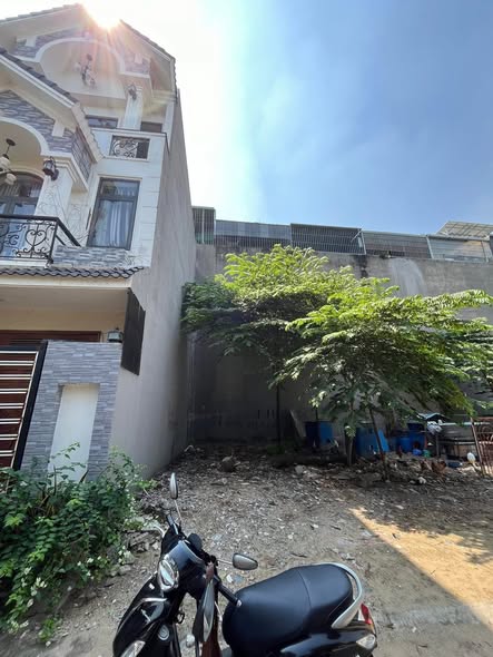 Đất KDC Vạn Xuân Thủ Đức 50m² giá 4.5 tỷ - Vị trí đắc địa, tiện ích đầy đủ!