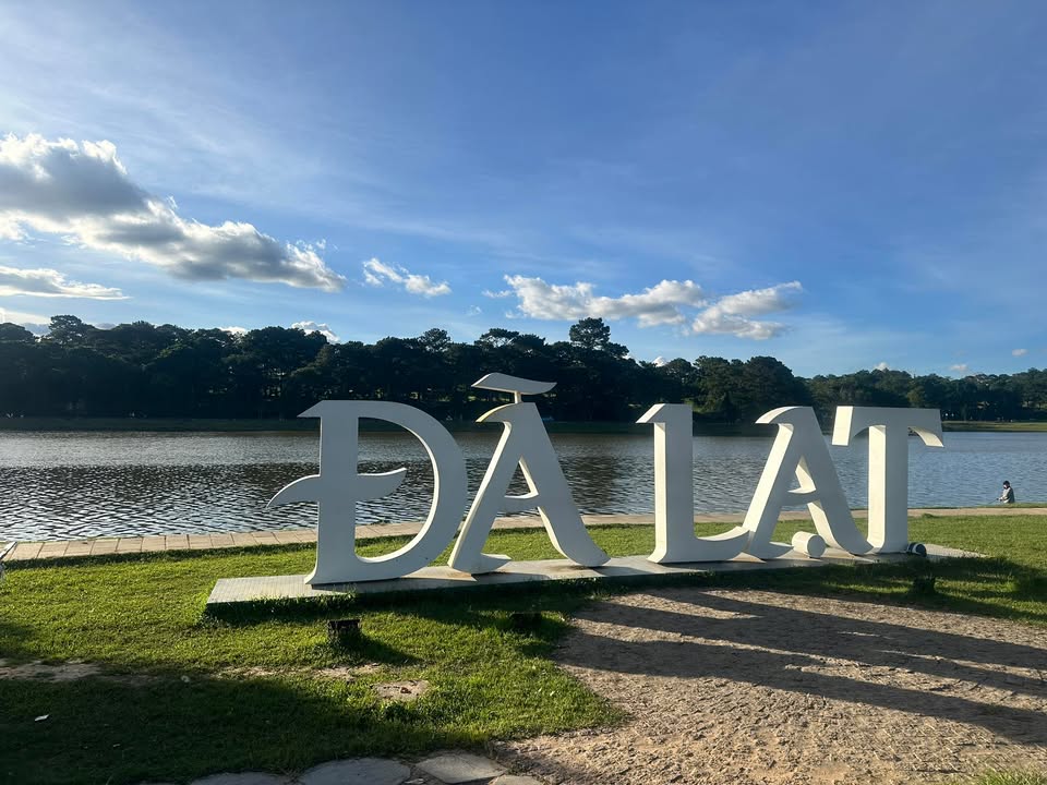 Nhà phố Cách Mạng Tháng 8, Đà Lạt 60m² giá 1.25 tỷ - Sổ hồng chính chủ!