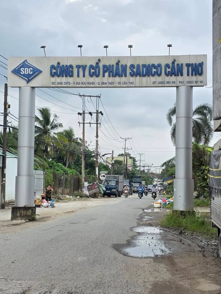 Nhà trệt lầu kiên cố Hẻm 366 Cách Mạng Tháng 8, 38.3m² - Giá 1.35 tỷ, chính chủ bán gấp!