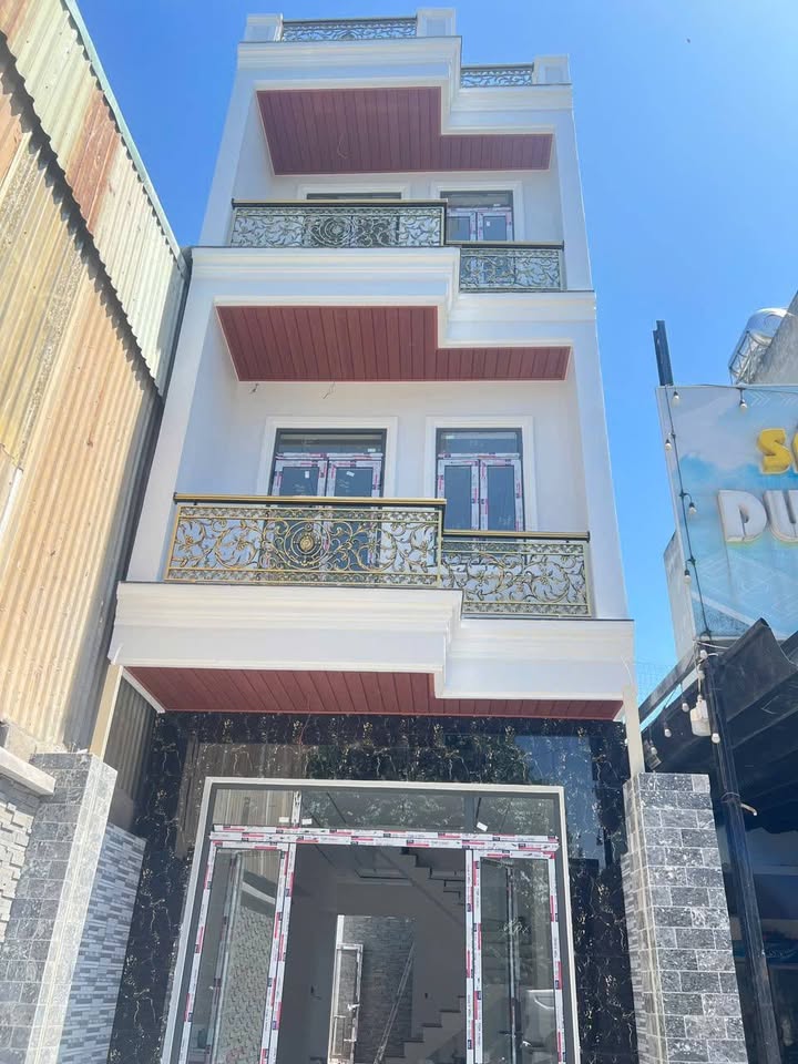 Nhà hoàn công 1 trệt 2 lầu 63m² giá 5.8 tỷ - Gần chung cư Bcon Sala