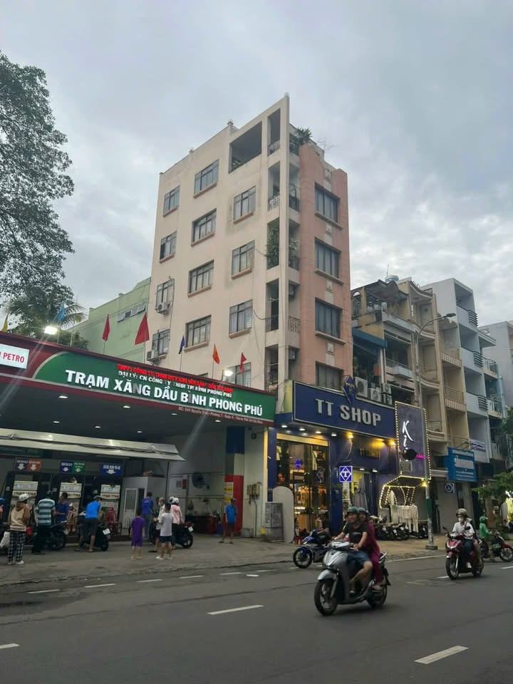 Bán FrontHouse Nguyễn Trãi, Quận 5 - Diện tích 55m² - Giá 28 tỷ, đầu tư sinh lời ngay!