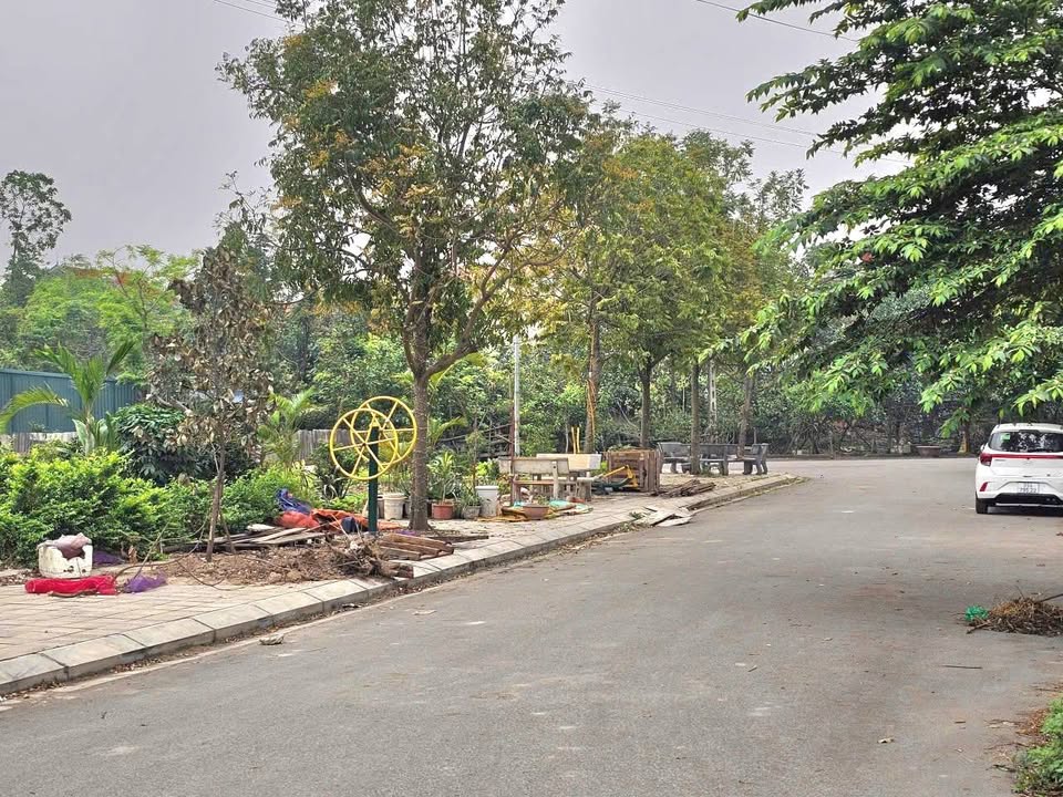 Bán đất Giãn dân Xuân Ổ B - Võ Cường 79m² giá 5 tỷ - View vườn hoa lớn