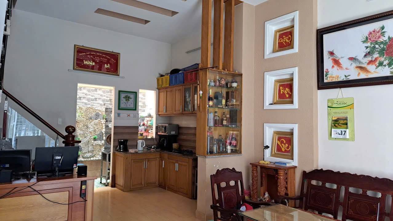 Nhà phố Võ Văn Hát 50m² giá 2.5 tỷ - Sổ chung thổ cư chính chủ!