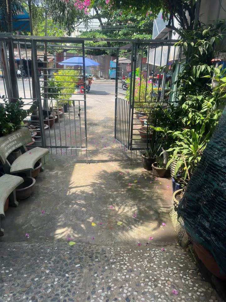 Nhà riêng hẻm gần 4m An Lạc Bình Tân 75.6m² giá 3.999 tỷ - Cơ hội sở hữu cực phẩm!