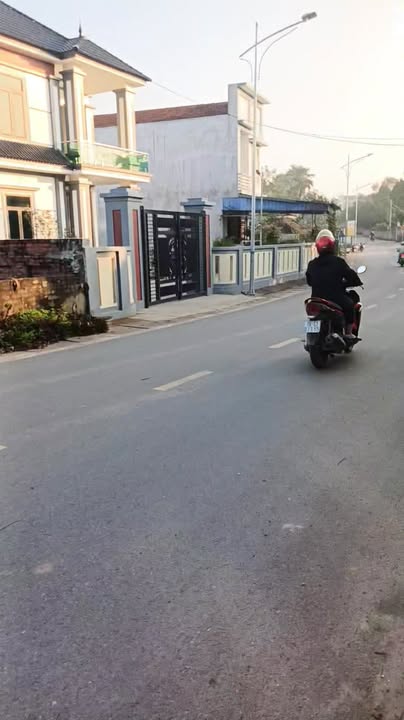 Đất kinh doanh mặt tiền 215m² tại Thanh Đình, Việt Trì - Giá chỉ 1 tỷ VND!