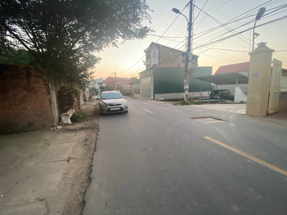 Đất thổ cư 100m² xã Minh Trí - 2.05 tỷ - Khu dân cư an ninh tốt!