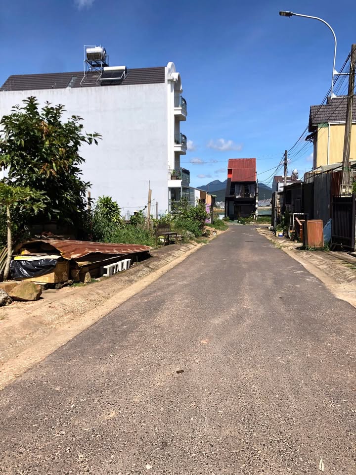 Đất nền KQH Huỳnh Tấn Phát Đà Lạt 100m² giá 5.65 tỷ - Cơ hội đầu tư tuyệt vời!