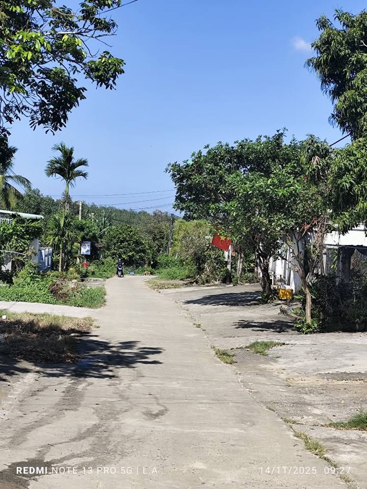 Đất thổ cư thôn 1, phường Đăk Cấm, 1200m² giá 2.9 tỷ - Cơ hội đầu tư tuyệt vời!