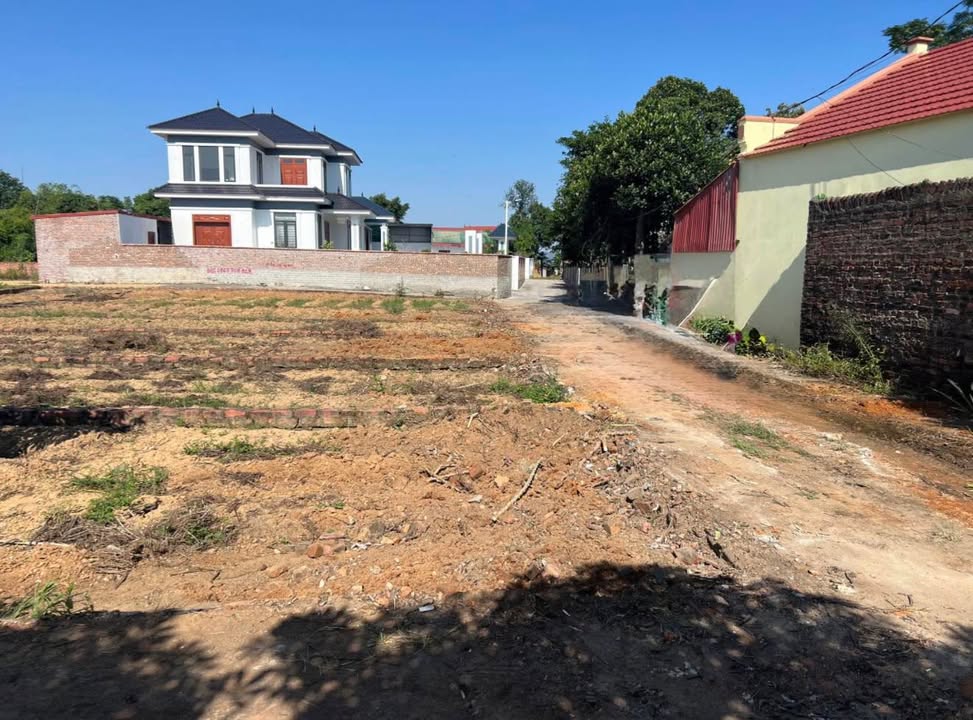 Đất thổ cư Đồng Sài - Phù Lãng, 77m² giá 700 triệu - Cơ hội đầu tư hấp dẫn!