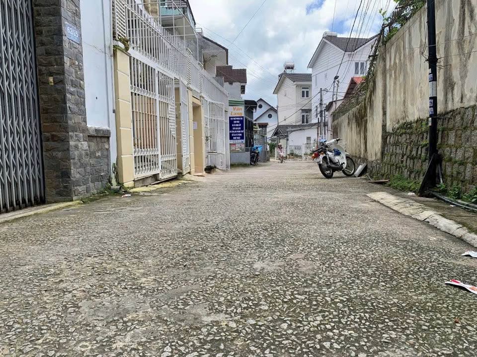 Đất Phù Đổng Thiên Vương Đà Lạt 121m² giá 7.5 tỷ - Đầu tư sinh lời lý tưởng!