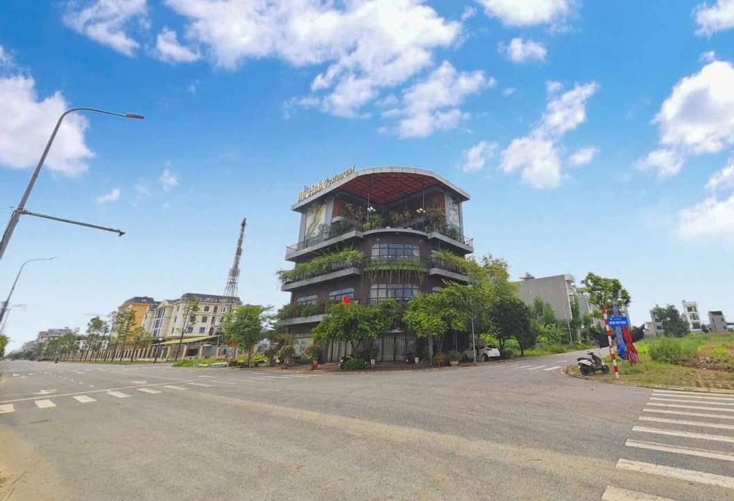 Đất nền Tân Tiến, Bắc Giang 54m² giá 2.16 tỷ - Đường ô tô thoải mái