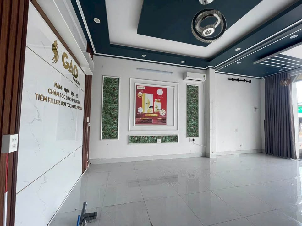 Nhà mặt tiền đường Nguyễn Bỉnh Khiêm, Bảo Lộc 130.8m² giá 6.5 tỷ - Kinh doanh sầm uất!