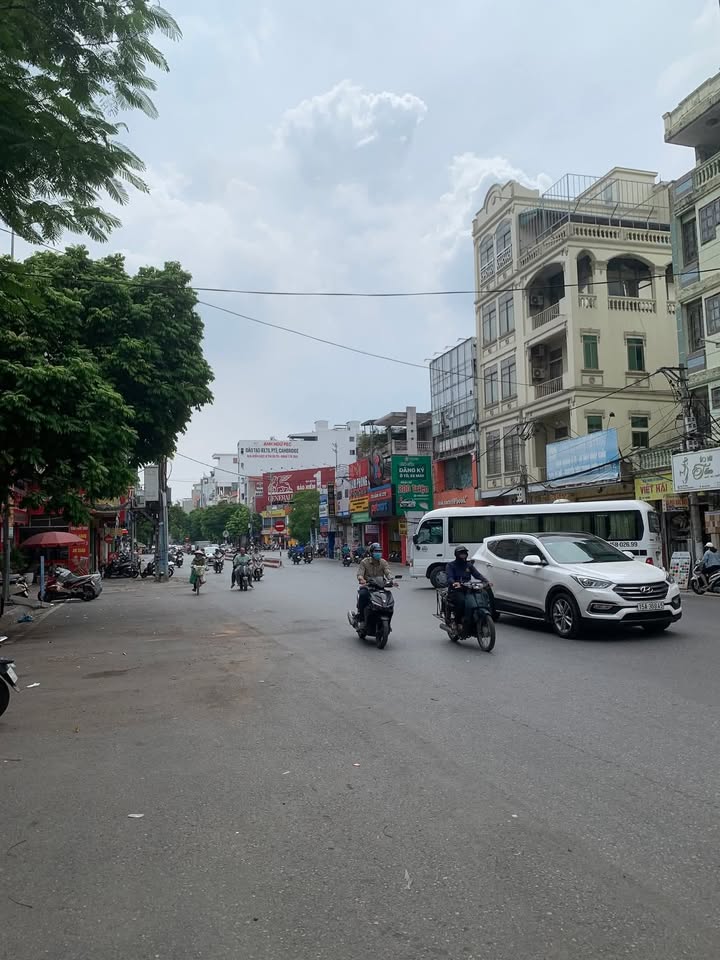 Nhà mặt phố Tô Hiệu, Hải Phòng 70m² giá 17 triệu - Lô góc cực đẹp!