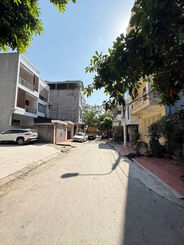 Đất mặt đường Quán Nam, Lê Chân, Hải Phòng 143m² giá 7.86 tỷ - Vị trí đẹp, kinh doanh thuận lợi!