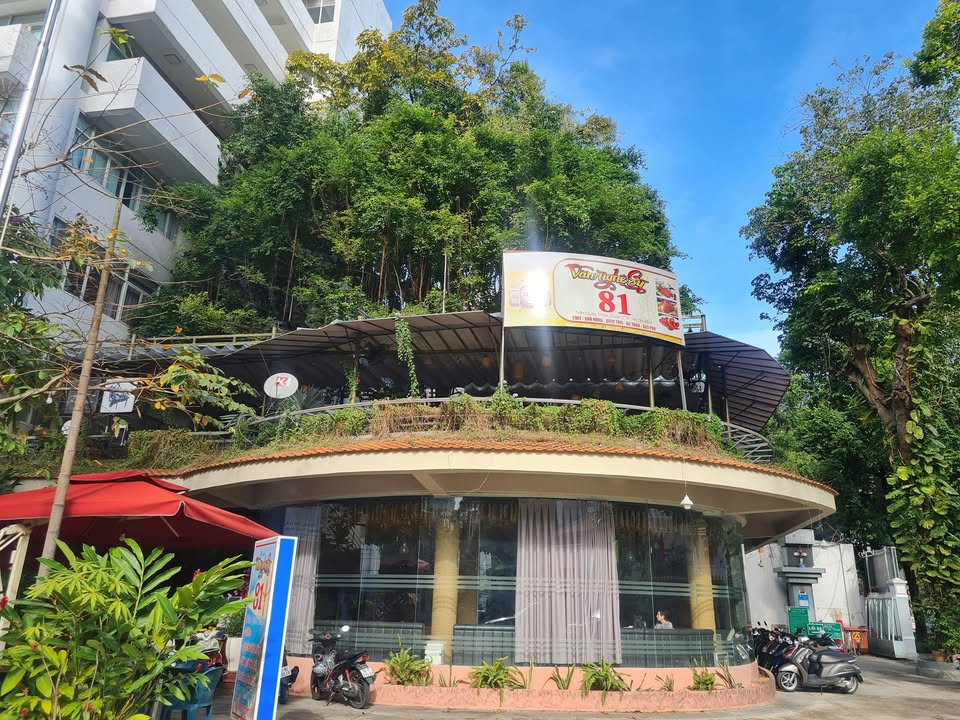 Front House cho thuê Trần Quốc Thảo, Quận 3, 340m² - Vị trí đẹp, góc 2 mặt tiền
