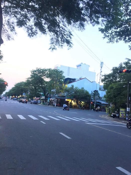 FrontHouse đường Kinh Dương Vương, 200m² giá 16.5 tỷ - Kinh doanh sầm uất!