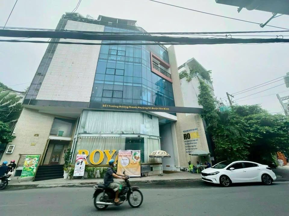 Building mặt tiền Trương Hoàng Thanh, Tân Bình 172.2m² giá 55 tỷ - Khu VIP hàng đầu!