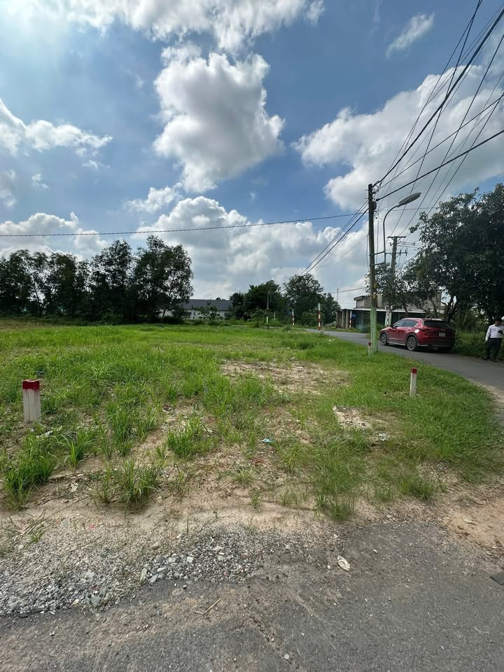 Đất thổ cư Xã Tân An Hội, Củ Chi 110m² giá 1.45 tỷ - Sổ đỏ chính chủ, mặt tiền đường nhựa!