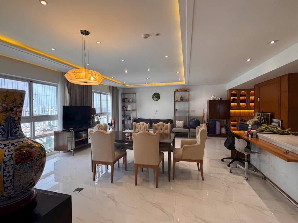 Căn hộ Happy Valley Quận 7 135m² giá 11.8 tỷ - View đẹp thoáng mát!