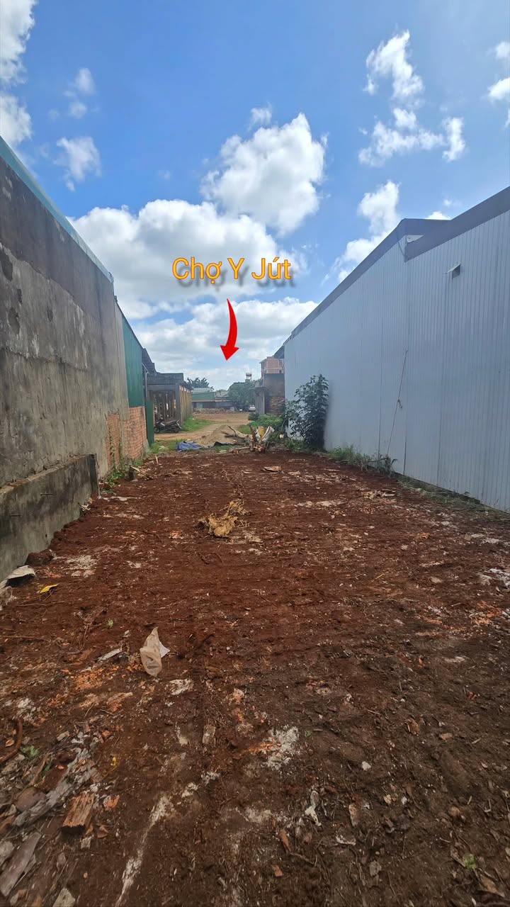 Đất nền chính chủ tại chợ Ea Yông 108m² giá 1.8 tỷ - Đầu tư sinh lời cao!