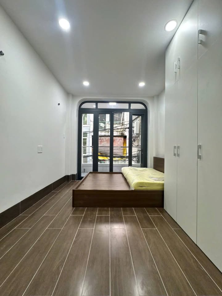 Cho thuê Studio ban công 35m² Ngô Quyền, Q10 chỉ 7.5 triệu - Nhận ở ngay!