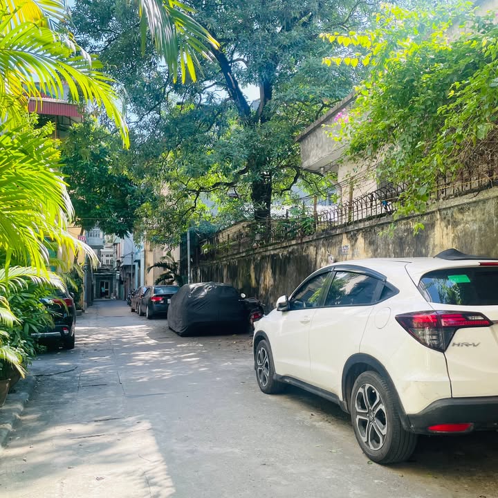 Nhà 6 tầng Phúc Xá, Ba Đình 30m² giá 7 tỷ - Sổ đỏ chính chủ, ô tô đỗ gần!