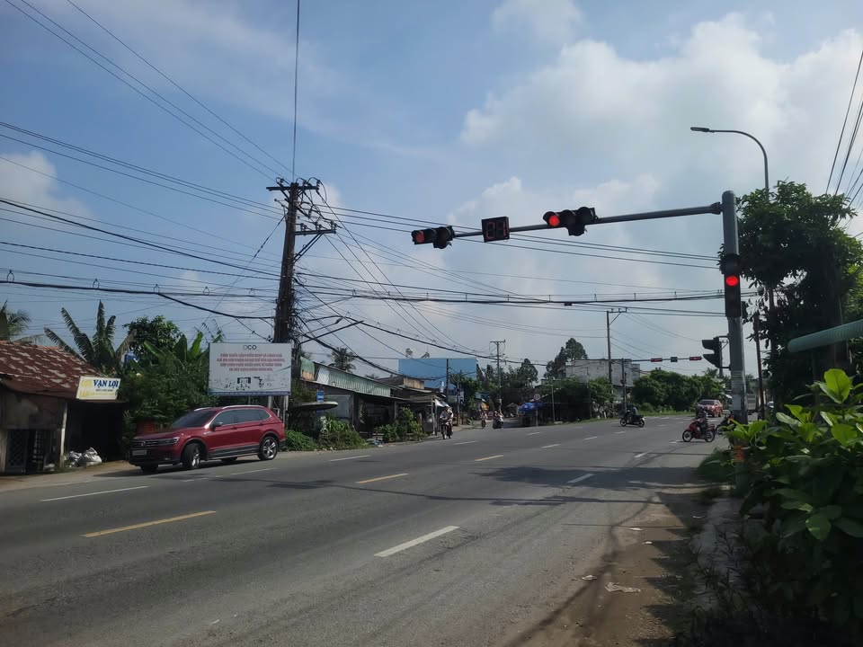 Đất nền Quốc lộ 50, Mỹ Tho 140m² giá 960 triệu - Vị trí đắc địa, sang tên nhanh!