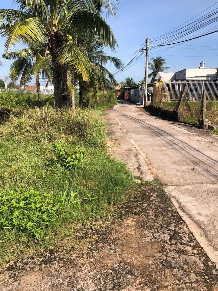 Đất thổ cư 960m² 2 mặt tiền tại Thắng Thuận, giá 6 tỷ - Cơ hội đầu tư hấp dẫn!