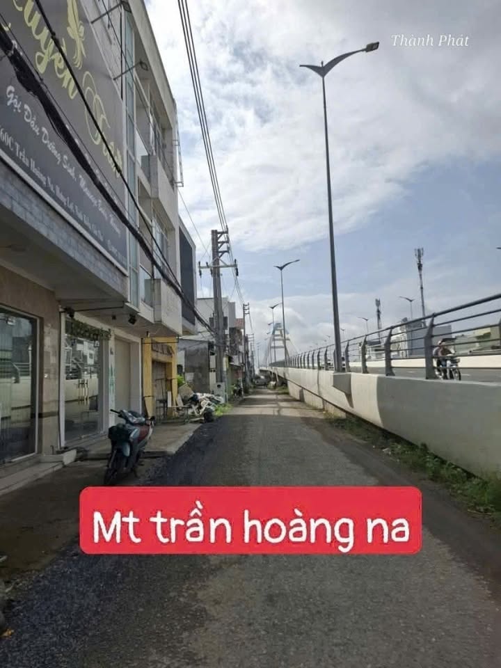 Đất nền mặt tiền đường dân sinh Cầu Trần Hoàng Na 127,3m² - Kinh doanh tấp nập!